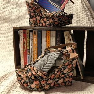 Jeffrey Campbell Swansong Floral Wedges